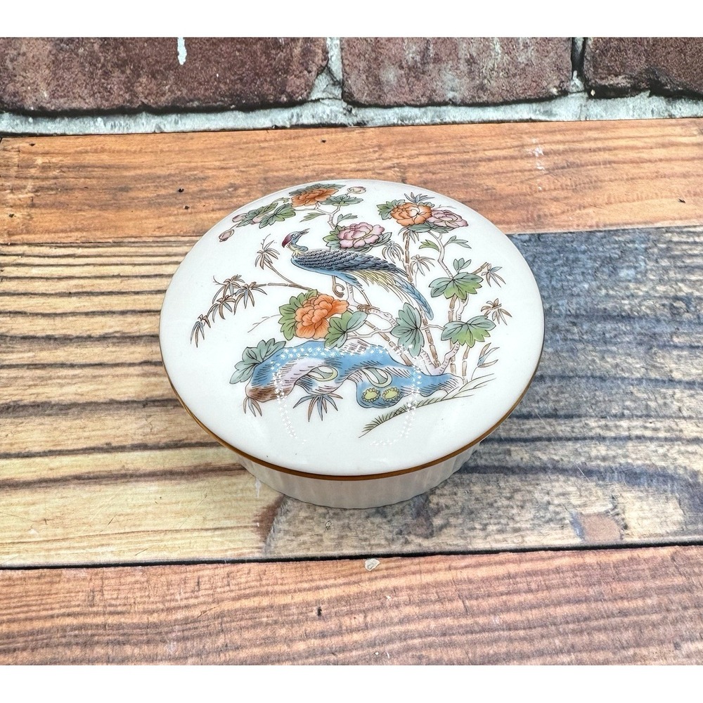 Wedgwood Kutani Crane Pheasant Trinket Box Bone China Bird Asian England Vtg